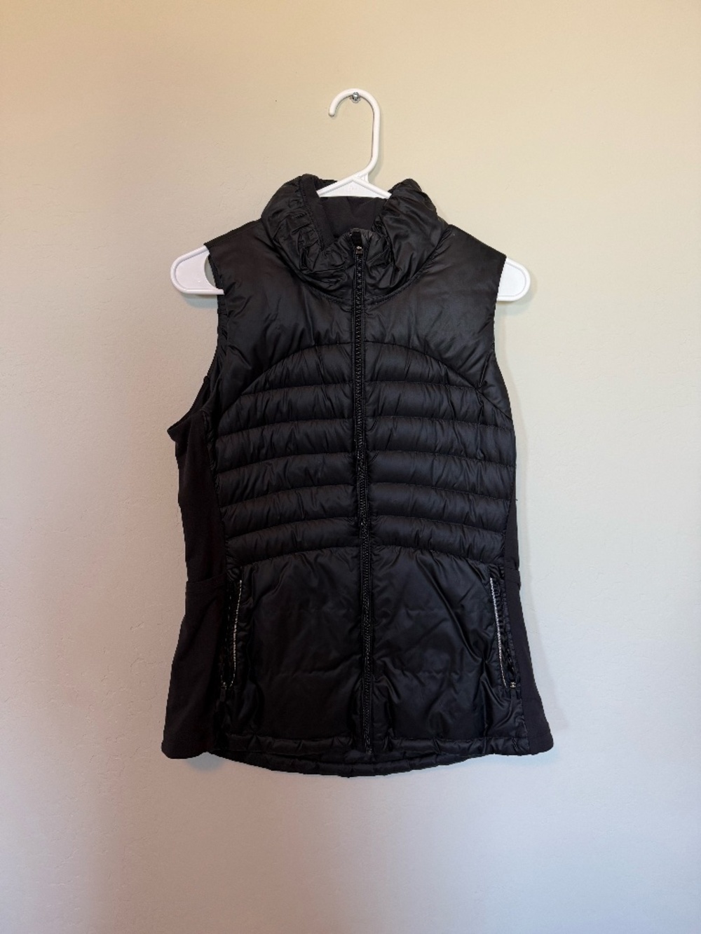 Lululemon Black Down Vest Size 10